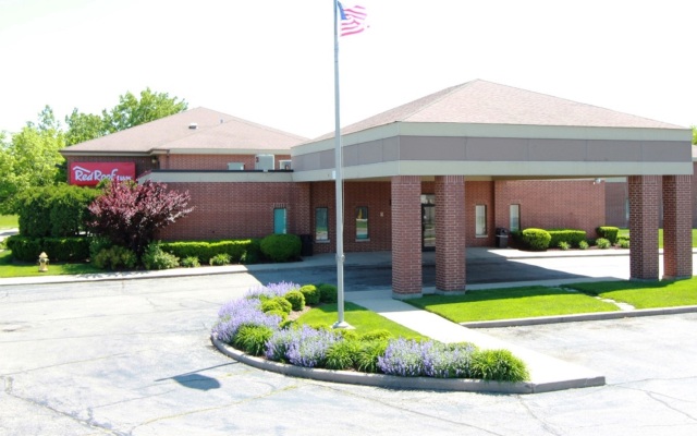 Red Roof Inn Gurnee - Waukegan