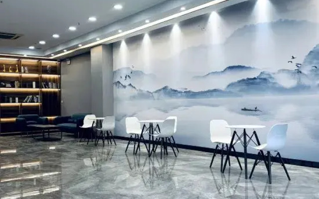 Saijia Hotel (Rugao Rt Mart)
