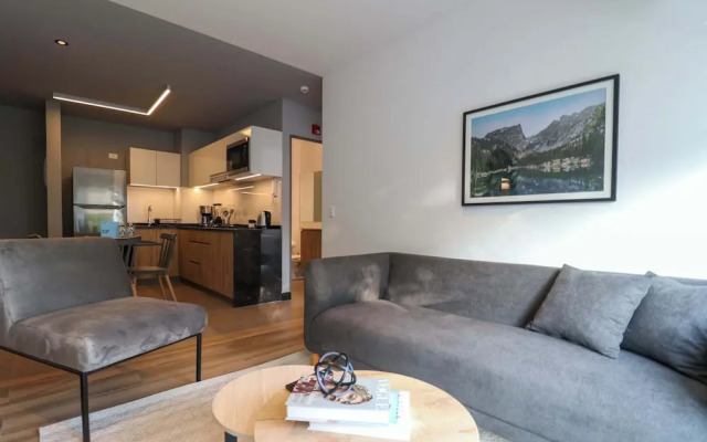 w Stylish 1BR w Balcony in San Isidro