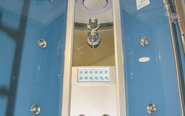 Deluxe Hostels & Suites Merida
