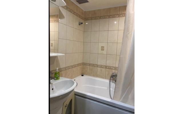 Добрые Сутки на Московском проспекте 100