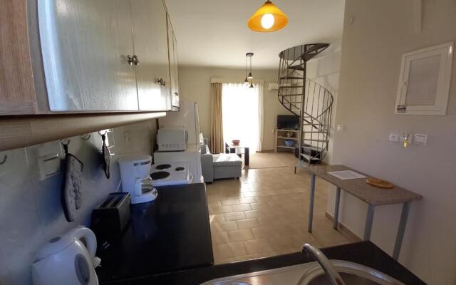 Stefanos Studios