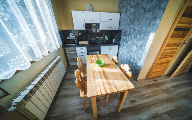 Pokoje i Apartamenty Nad Potokiem