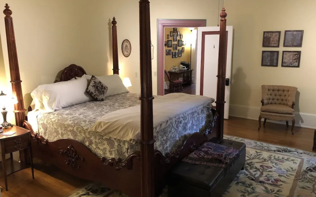 The Parsonage Inn LLC