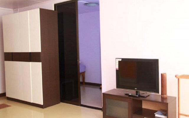 DMK Donmueang Airport Guesthouse