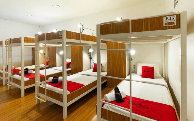 RedDoorz Hostel @ Dago 2