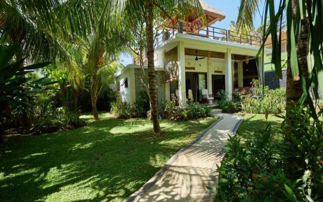 Villa Adi