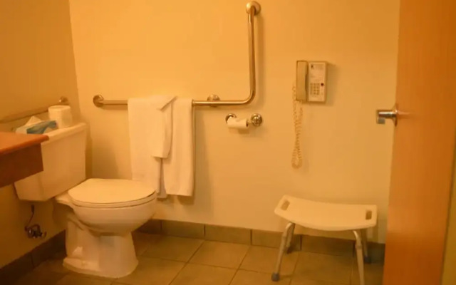 Super 8 Grande Prairie