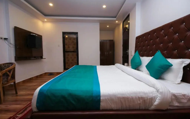 Hotel the village residency