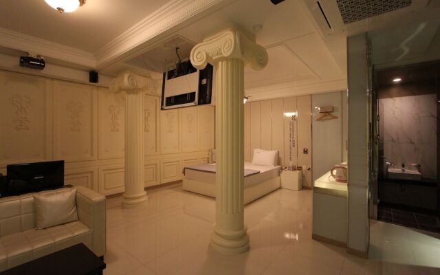 Hotel Lee