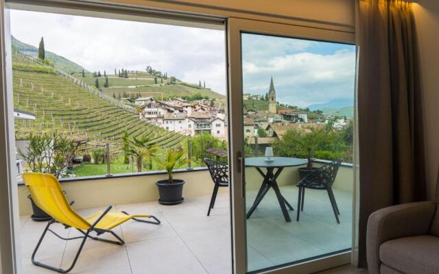 Zilli Studio Apartments