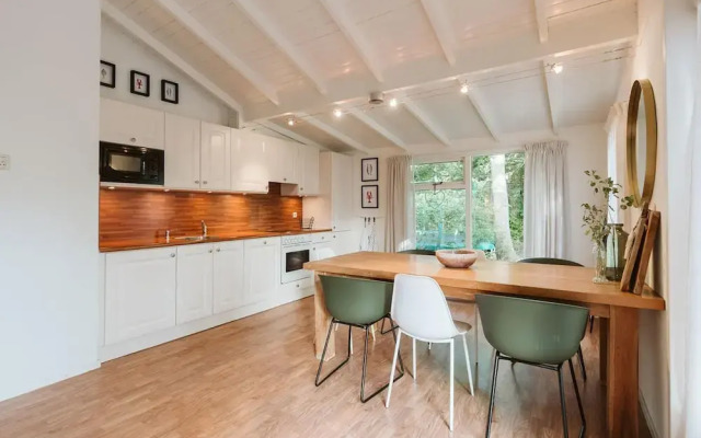 Attractive Bungalow in Ouddorp With Garden