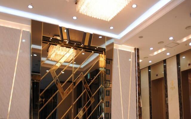 Hotel ESS