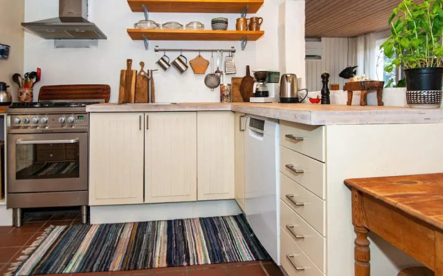 6 Person Holiday Home in Ebeltoft