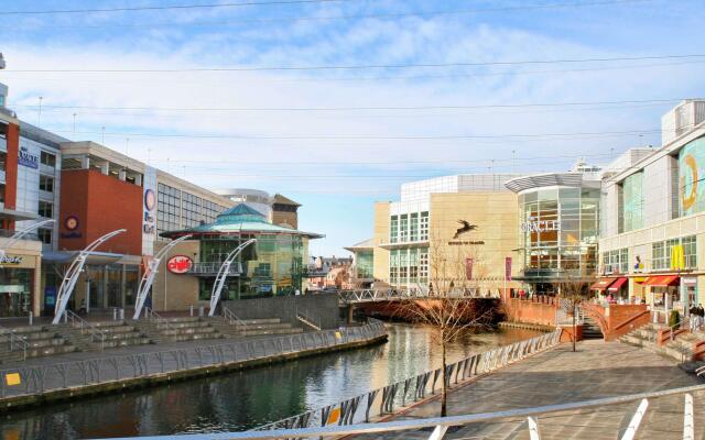 Garner Reading City Centre by IHG