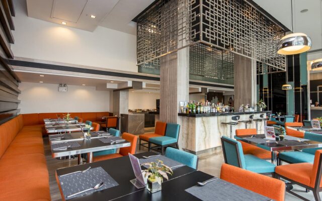 FX Hotel Metrolink Makkasan