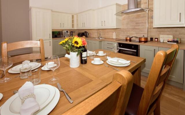 Best 5-bed Luxury Apartment IN Oxford