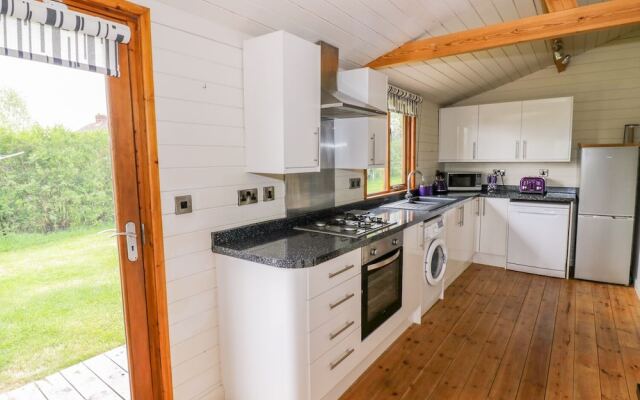 Log Cabin at Furlongs Farm