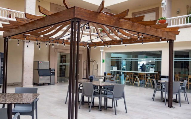 Best Western Plus Monterrey Colon