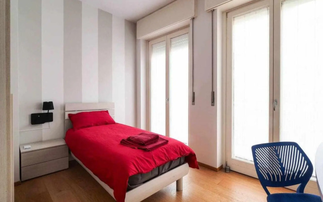 UCA14 Luxury large apartment with private terrace in Citylife