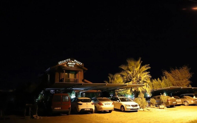 Leontopolis Apart Hotel