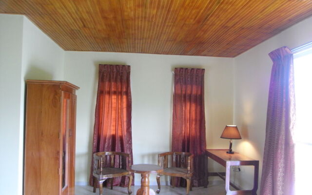 Rainforest Lodge