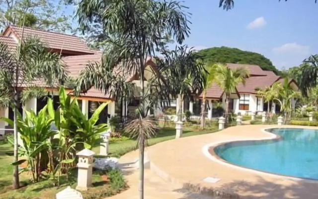 Pang Rujee Resort