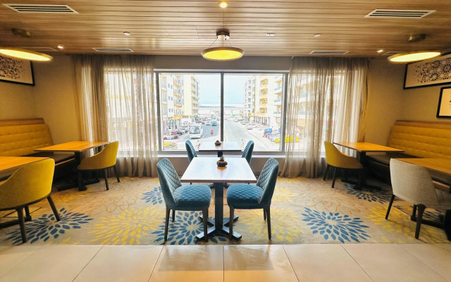 Hampton by Hilton Dubai Al Barsha