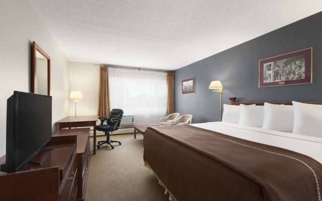 Travelodge by Wyndham Calgary South