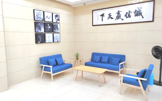 Junyi Chain Hotel (Anqing Tongcheng Haifeng Road)