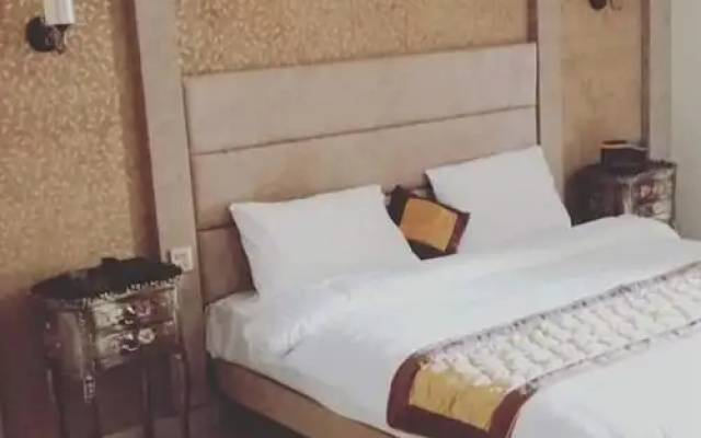 Manila Heights Hotel