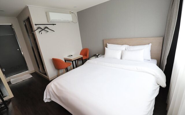 Anyang ILLOWA Hotel