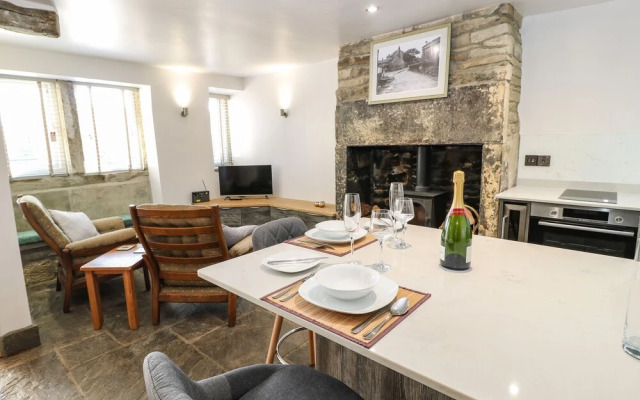 Ha'penny Cottage