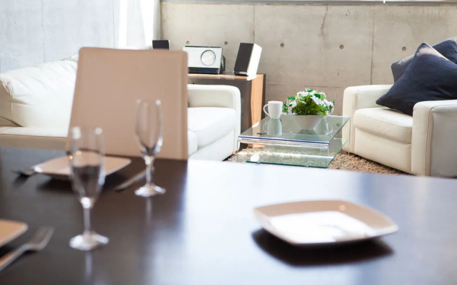 Full Circle Apartments