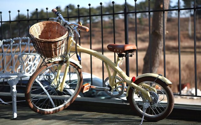 Tongyeong Mari Joa Pension