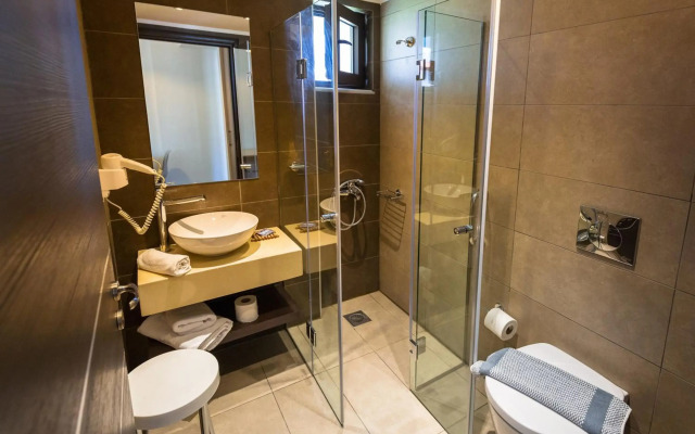 Ledra Maleme Hotel