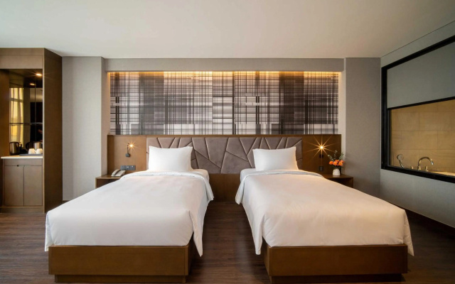 Nhat Ha Lavish Hotel – Guest Rooms – Ho Chi Minh City