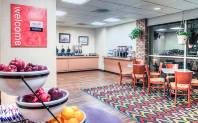 Comfort Inn by the Bay