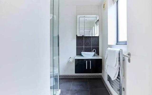 The Shoreditch Retreat - Inviting 2bdr Apartment