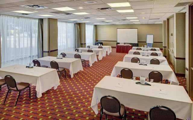 Radisson Hotel Toronto East