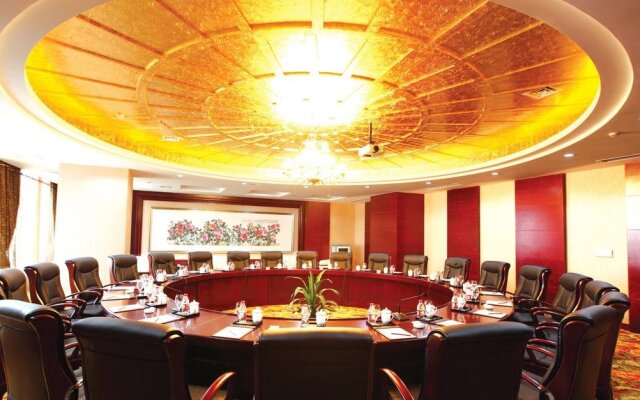 Double-Dove Peace International Hotel