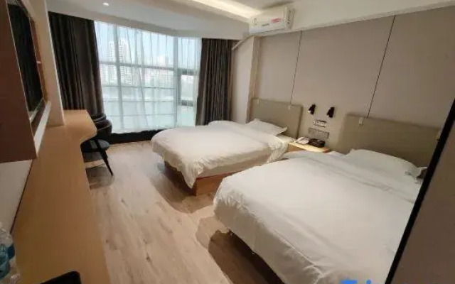 Yixing Hotel