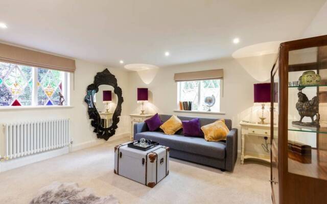 Beautiful 4 Bedroom Property