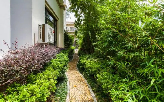 Qingyuan Hengda Yilin Yashe Drifting Holiday Villa