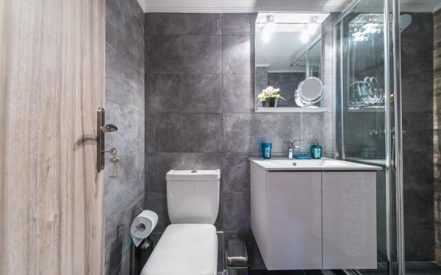 Stylish Home in Koukaki