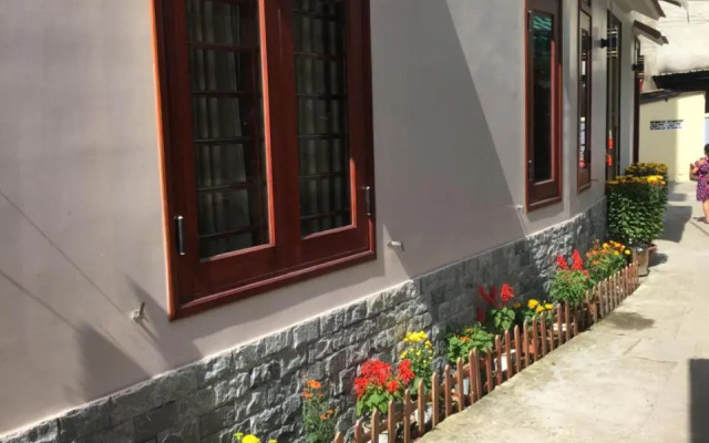 Light Sky Homestay