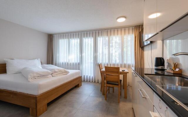 Noah Hotel
