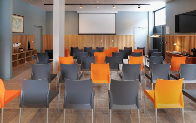 Plan B Hotel - Living Chamonix