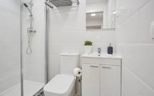 LEEWAYS APARTMENT in SAN LORENZO