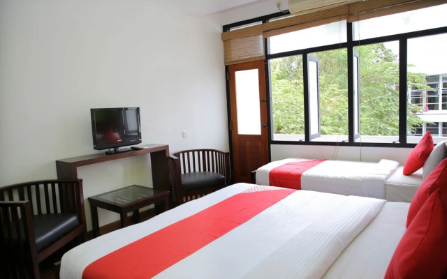 OYO 256 Subash Hotel